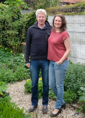 Vrijwilligers helpen in huis en tuin